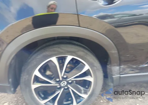 2023 Mazda Cx-5 Premium z USA, uszkodzony, nr VIN JM3KFBDMXP0239458